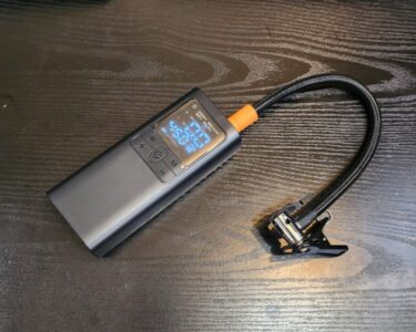 【電動空気入れ】 充電式エアポンプで快適なタイヤの空気入れが出来るよ 気になる雑貨